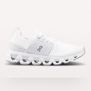 Brand New Women’s 8.5 Cloudswift 3